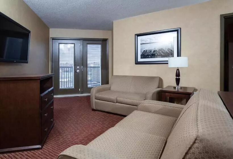 Pomeroy Hotel Fort St. John