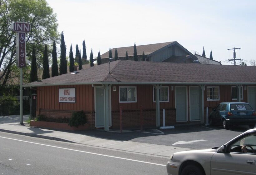 호텔 Studio Inn Livermore