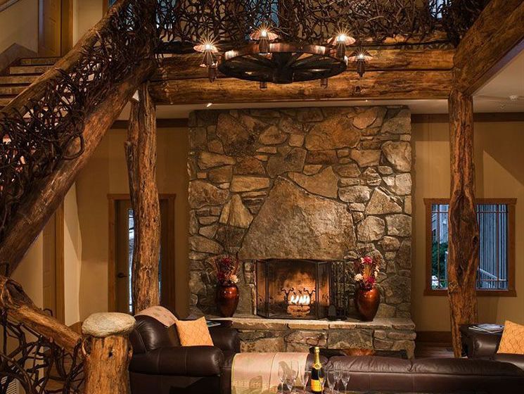 فندق The Esmeralda Inn At Lake Lure