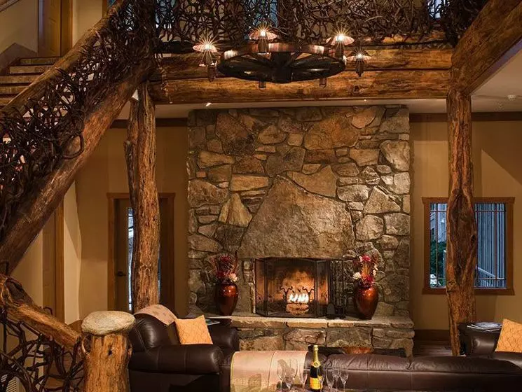 ホテル The Esmeralda Inn At Lake Lure