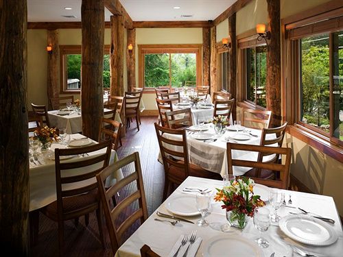 فندق The Esmeralda Inn At Lake Lure