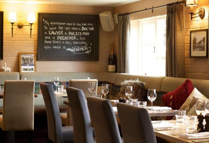 فندق The Woolpack Inn