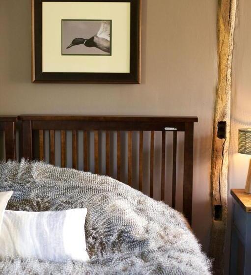 فندق The Woolpack Inn