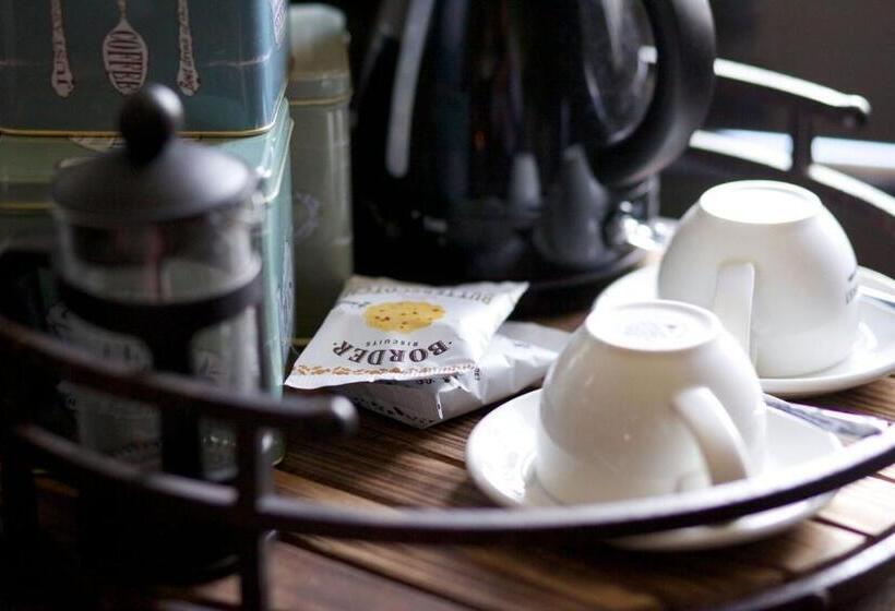 فندق The Woolpack Inn