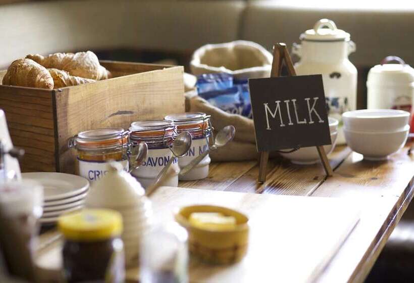 فندق The Woolpack Inn