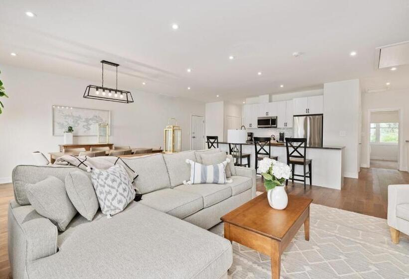 ホテル Touchstone Resort