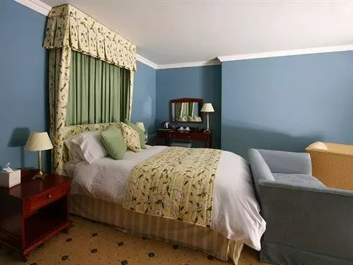 Отель Ty Mawr Mansion Country House