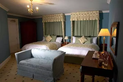 Отель Ty Mawr Mansion Country House