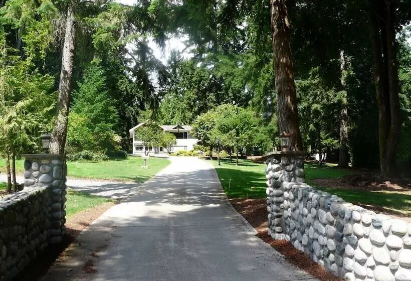 Maple View Bed And Breakfast