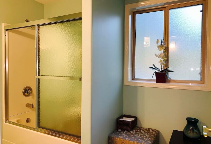 Maple View Bed And Breakfast