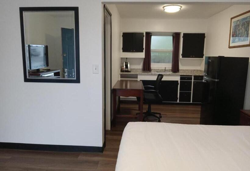 モーテル Blue Coast Inn & Suites