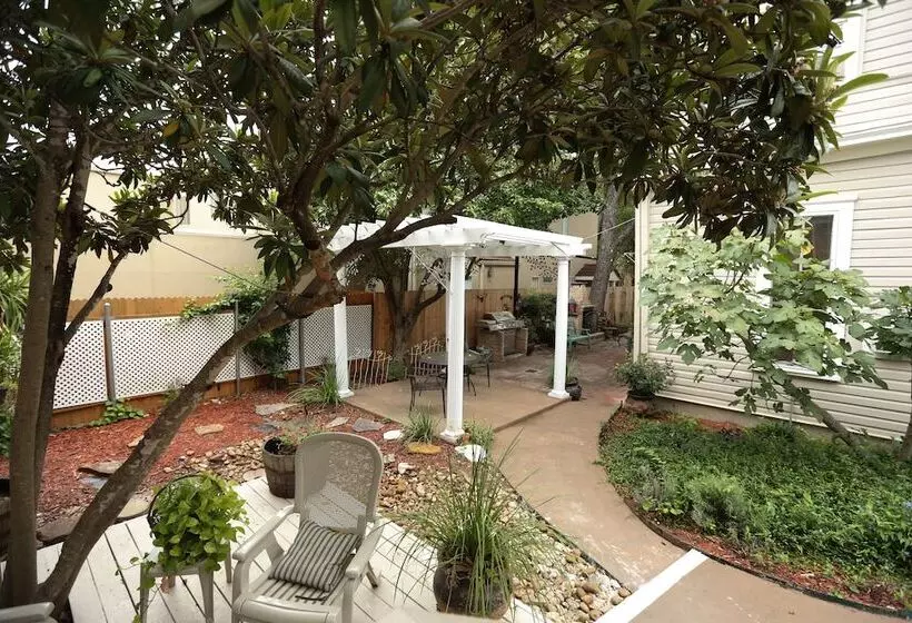 Aamiaismajoitus (B&B) O Casey S Boutique Inn