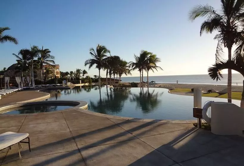 Paradise Ranch Estate