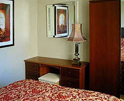 膳宿费 Hall Bank Guest House