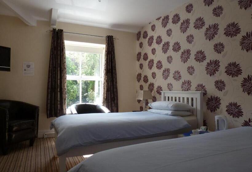 بنسيون Hedgefield House