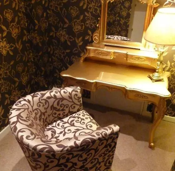 ペンション Hedgefield House