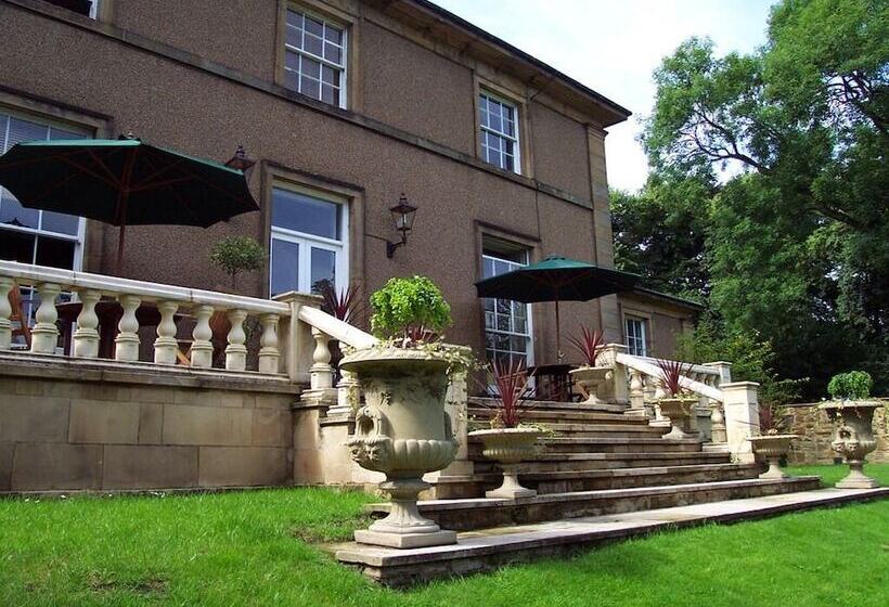 بنسيون Hedgefield House