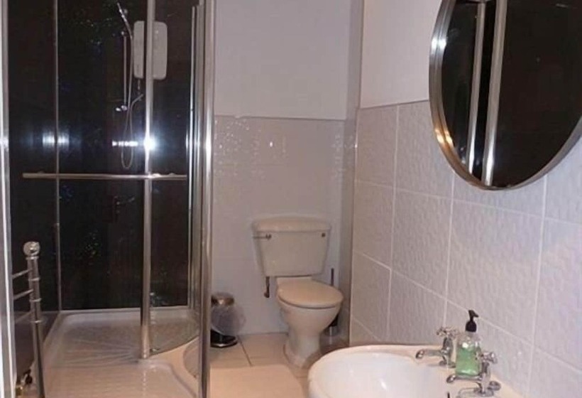 بنسيون Hedgefield House