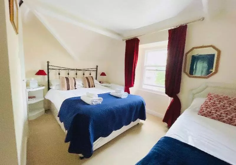 Pensione Rayrigg Villa At Windermere