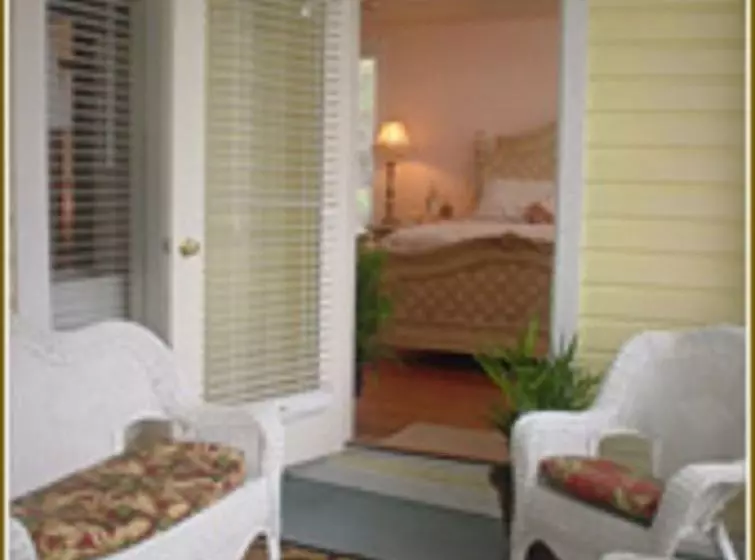 River Lily Inn Bed And Breakfast