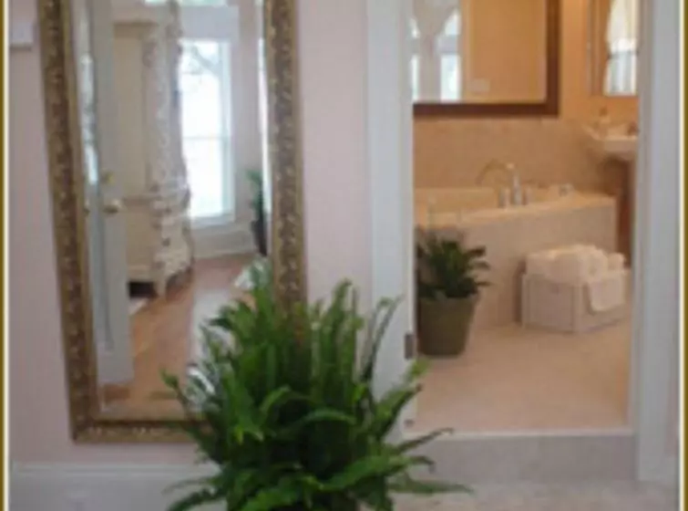 River Lily Inn Bed And Breakfast