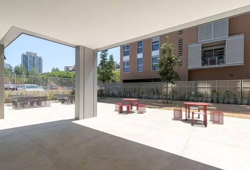 هاستل Micampus Barcelona Student Residence