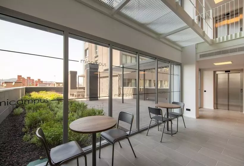 هاستل Micampus Barcelona Student Residence