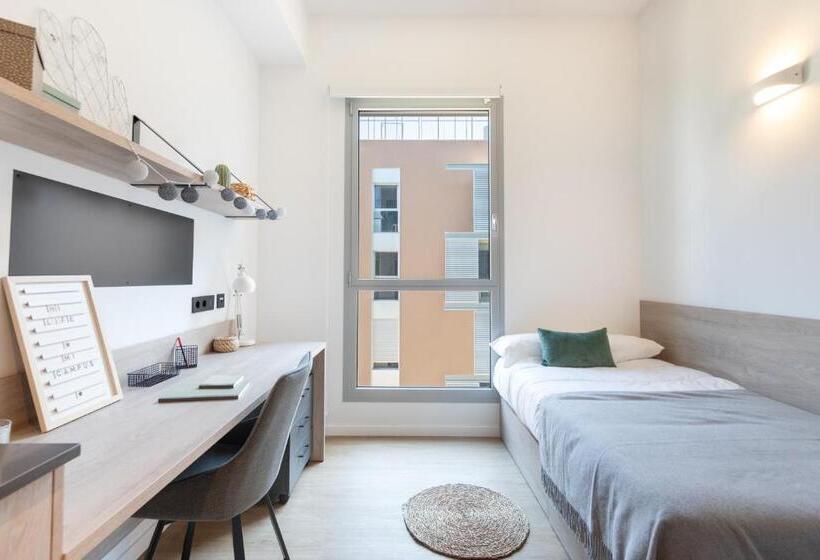هاستل Micampus Barcelona Student Residence