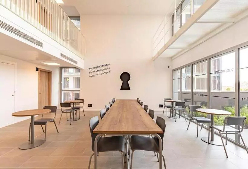 هاستل Micampus Barcelona Student Residence