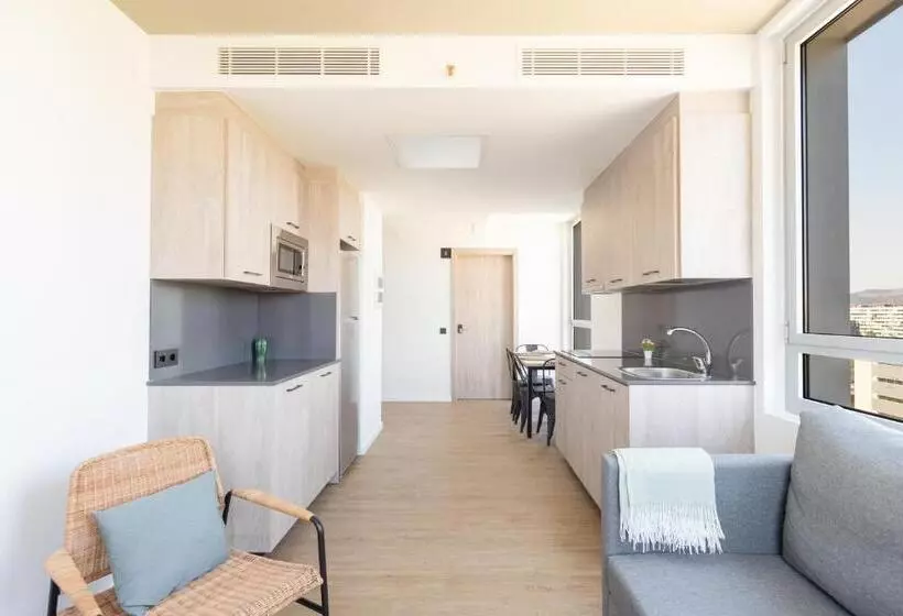 هاستل Micampus Barcelona Student Residence