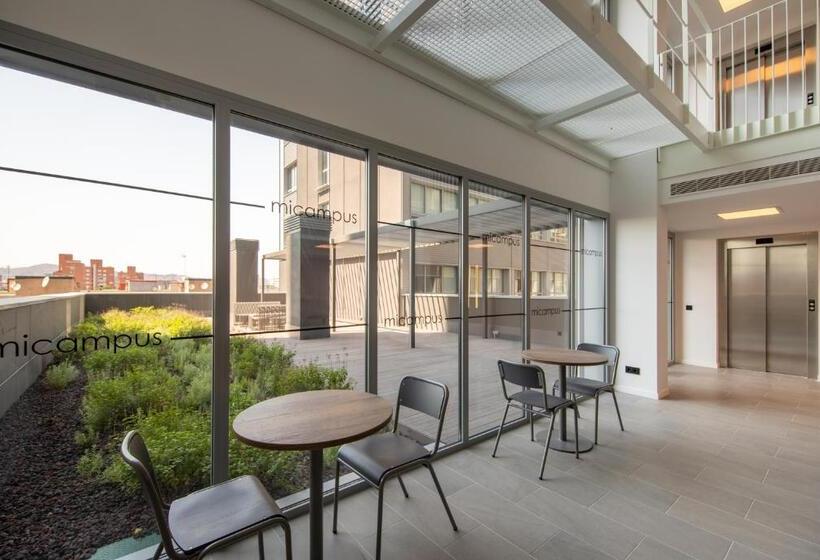 هاستل Micampus Barcelona Student Residence