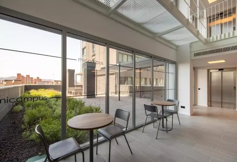 هاستل Micampus Barcelona Student Residence