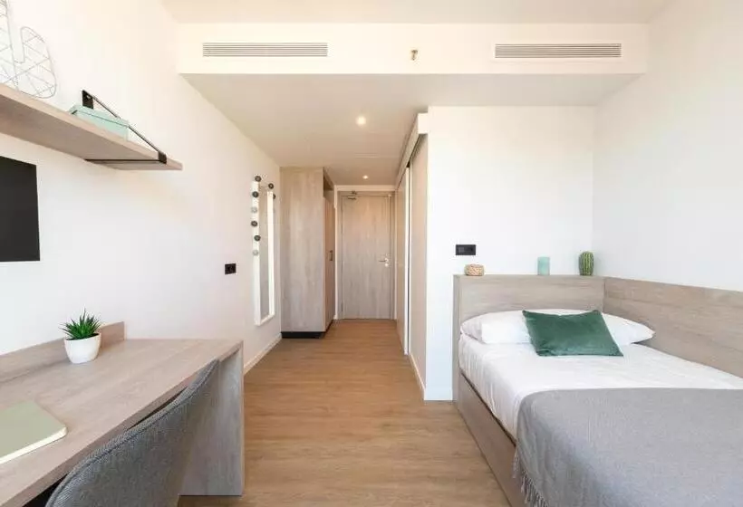هاستل Micampus Barcelona Student Residence