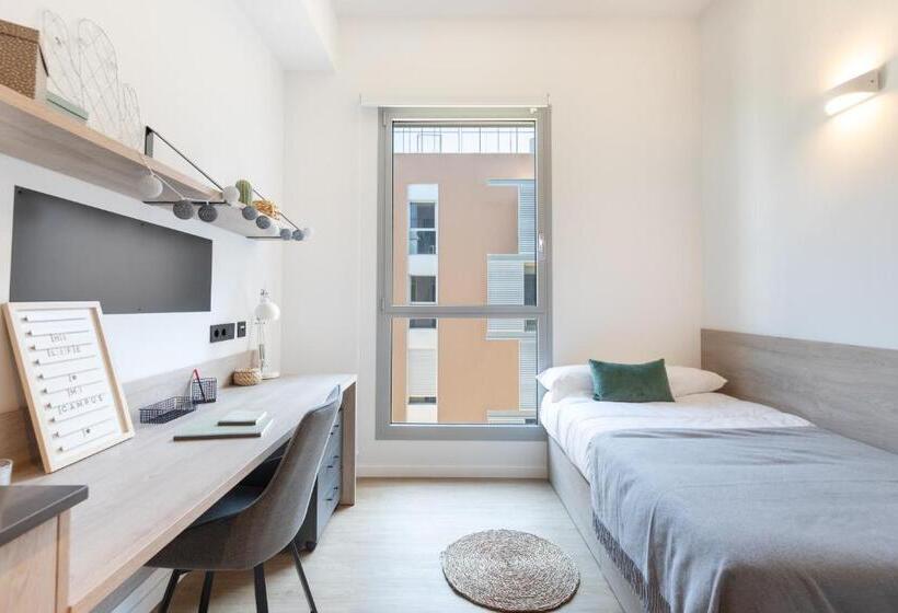 هاستل Micampus Barcelona Student Residence
