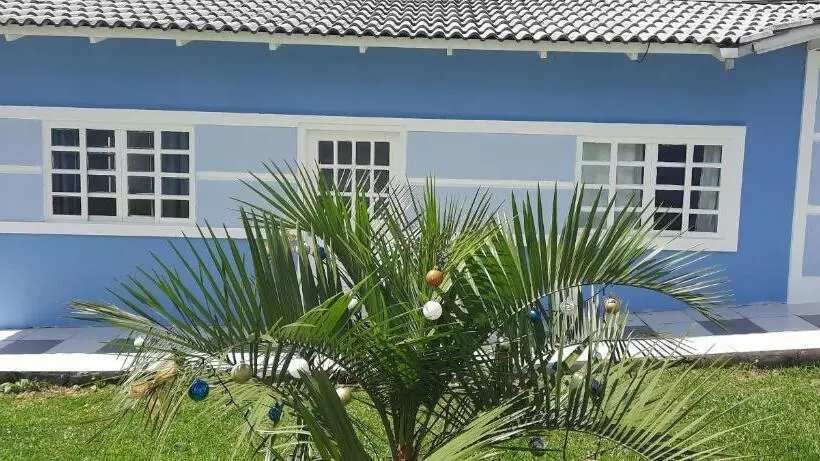 Retkeilymaja Pousada Blue Garden