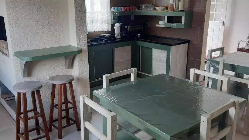 Retkeilymaja Pousada Blue Garden