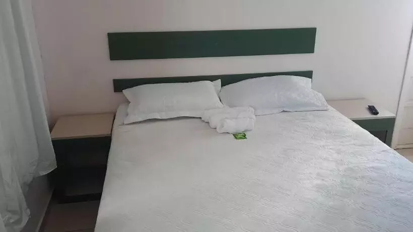 Retkeilymaja Pousada Blue Garden