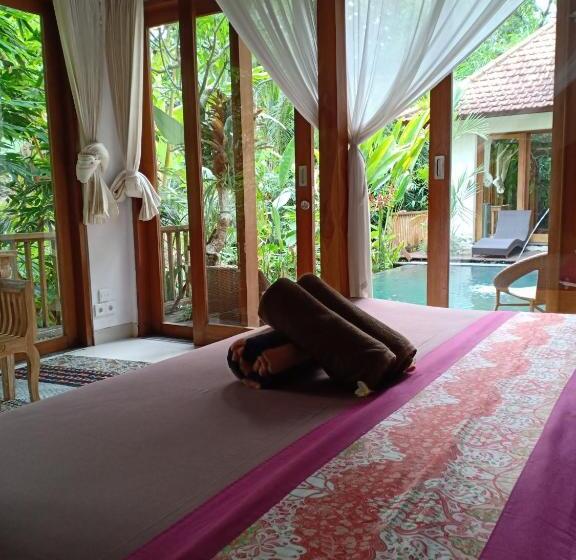 Bed and Breakfast Mahayoni Villa