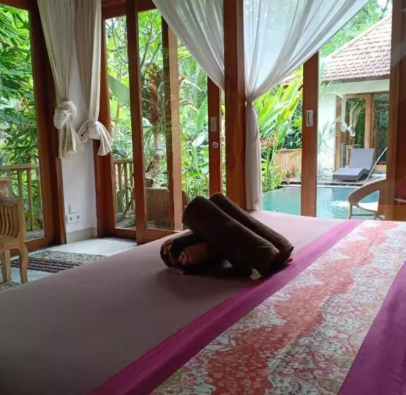 ベッドアンドブレックファースト Mahayoni Villa