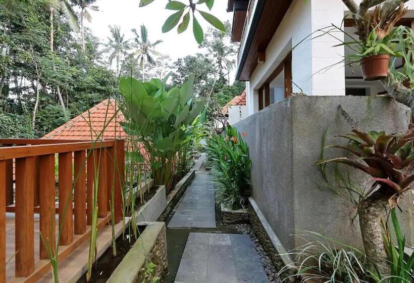 Bed and Breakfast Mahayoni Villa