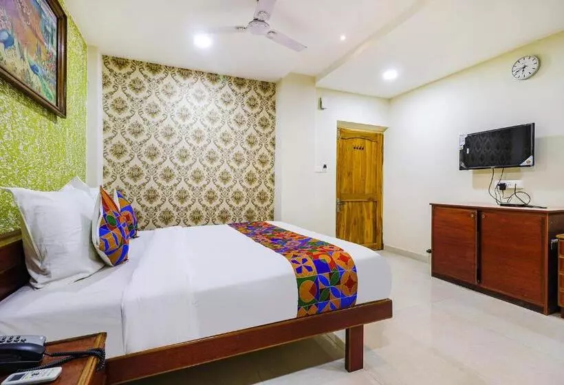 Fabhotel J Sons