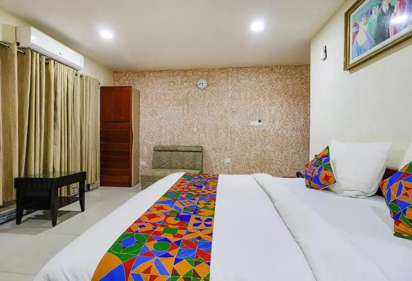 Fabhotel J Sons