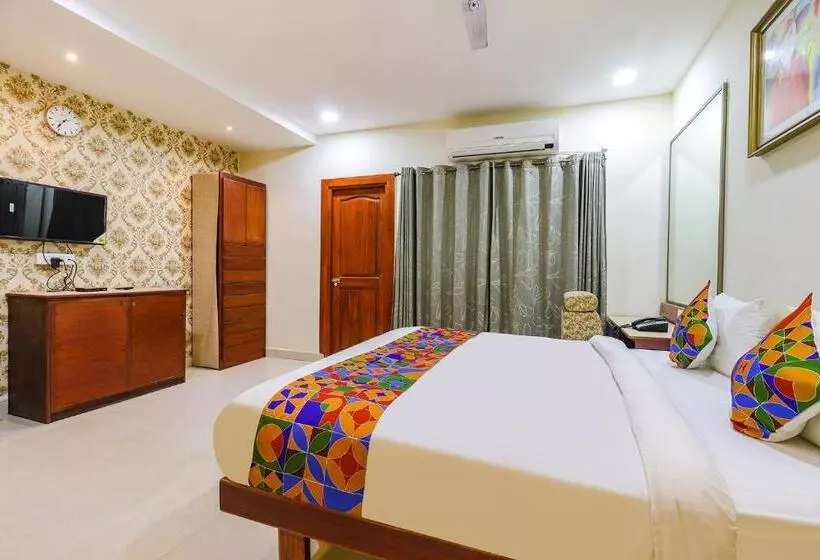 Fabhotel J Sons