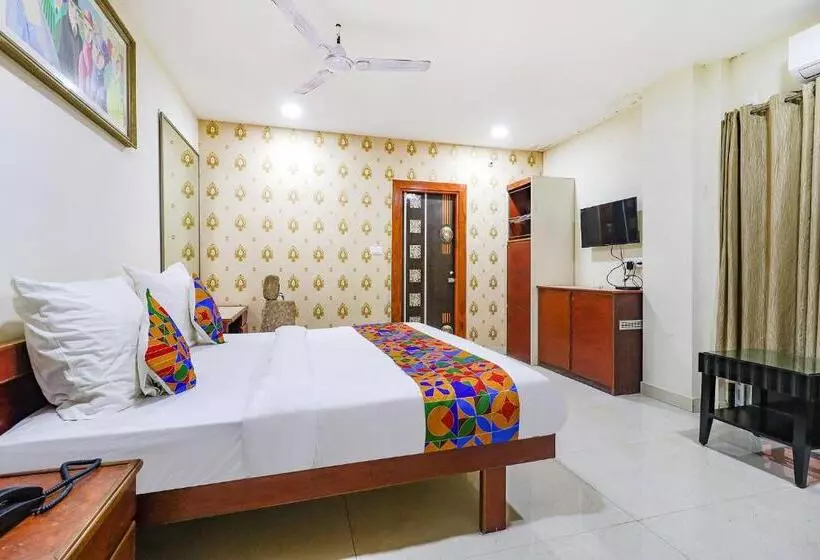 Fabhotel J Sons
