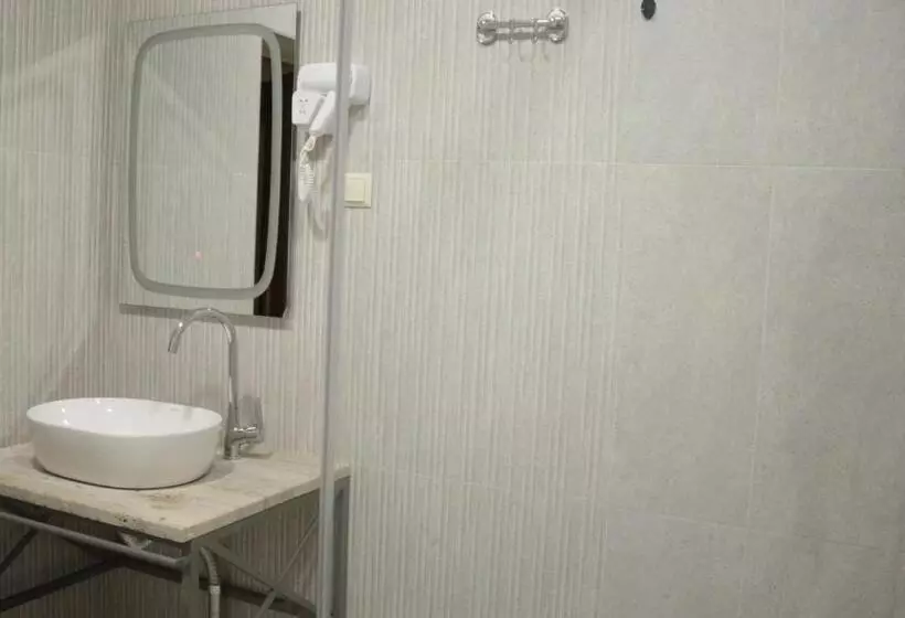 هتل 21 Rooms
