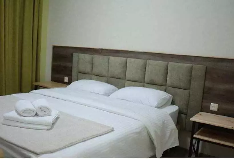 هتل 21 Rooms