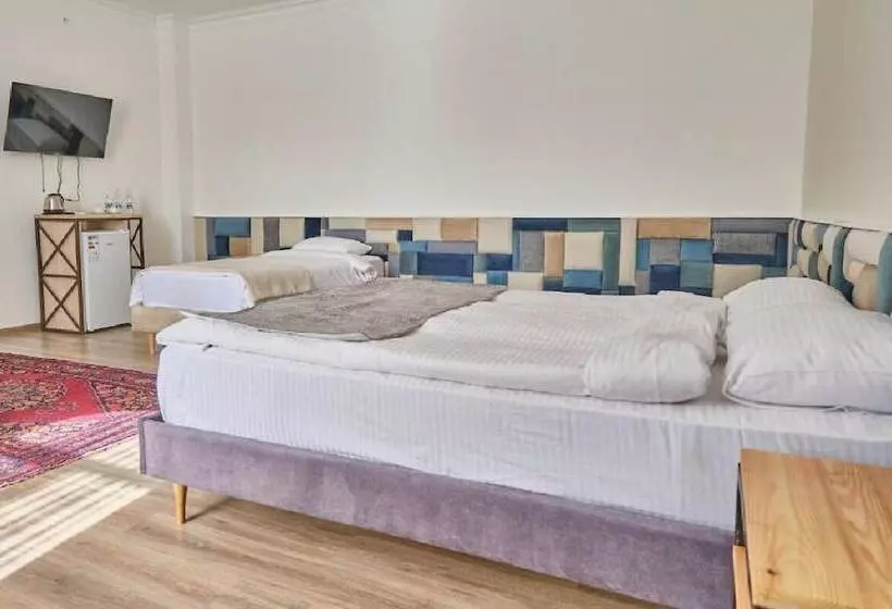 هتل 21 Rooms