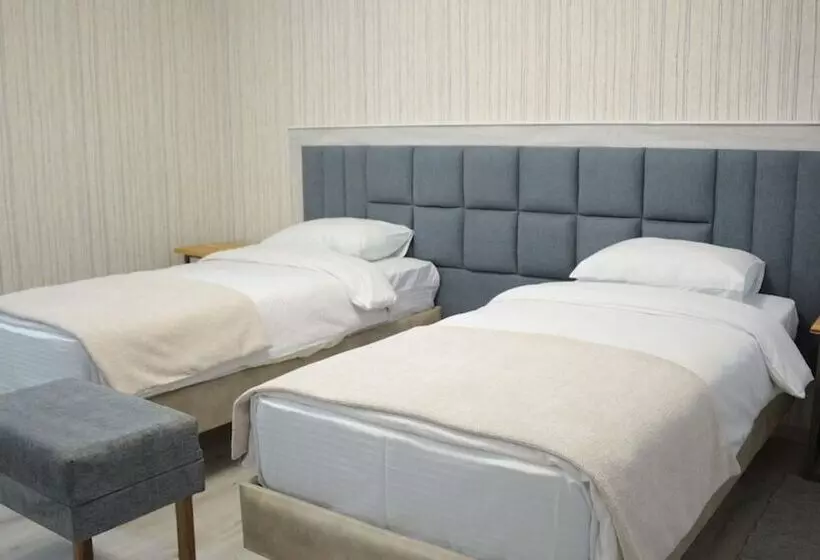 هتل 21 Rooms