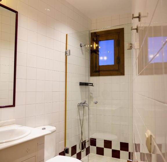 هتل Casa Del Armiño Mansión De La Familia De El Greco