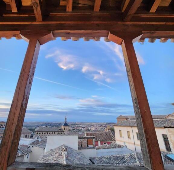 هتل Casa Del Armiño Mansión De La Familia De El Greco